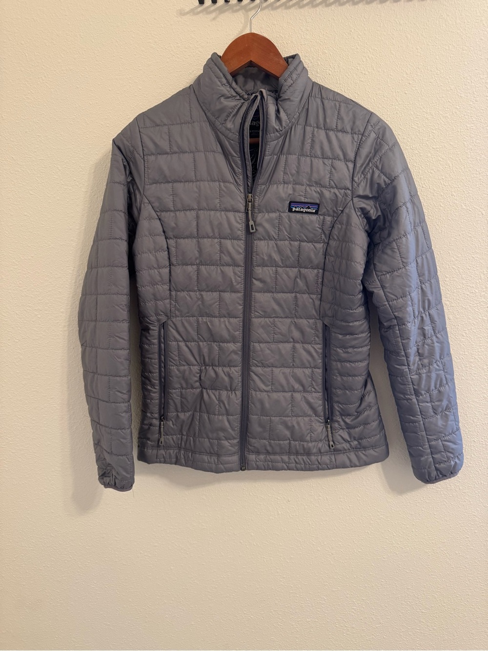 Patagonia Women’s XS Nano Puff Jacket Smokey Violet